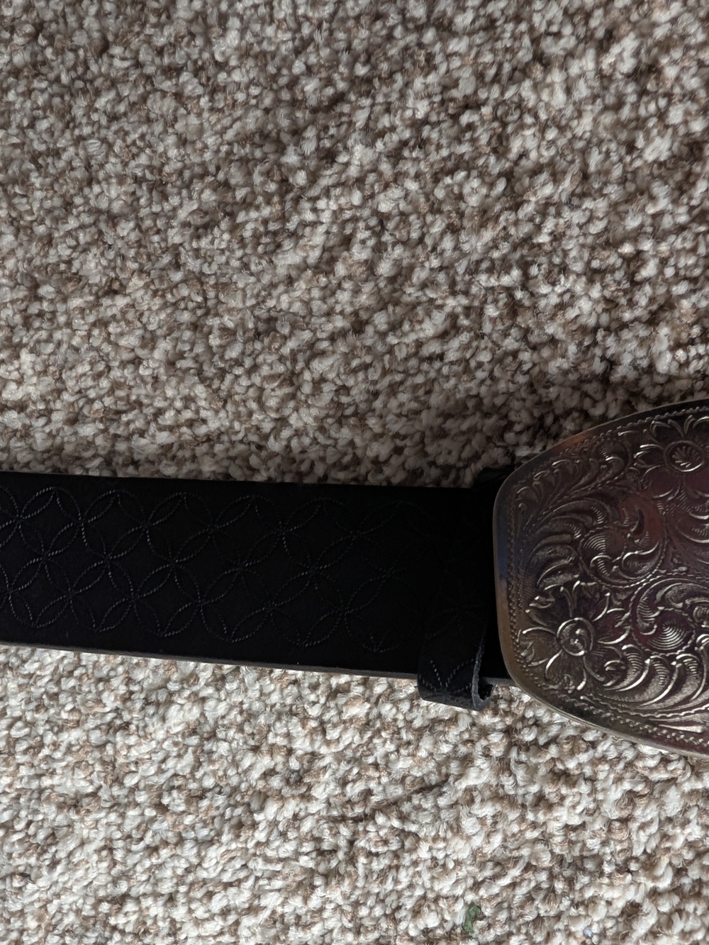 Justin Boots Black Leather Belt with Engraved Floral Silver Buckle - Picture 5 of 11